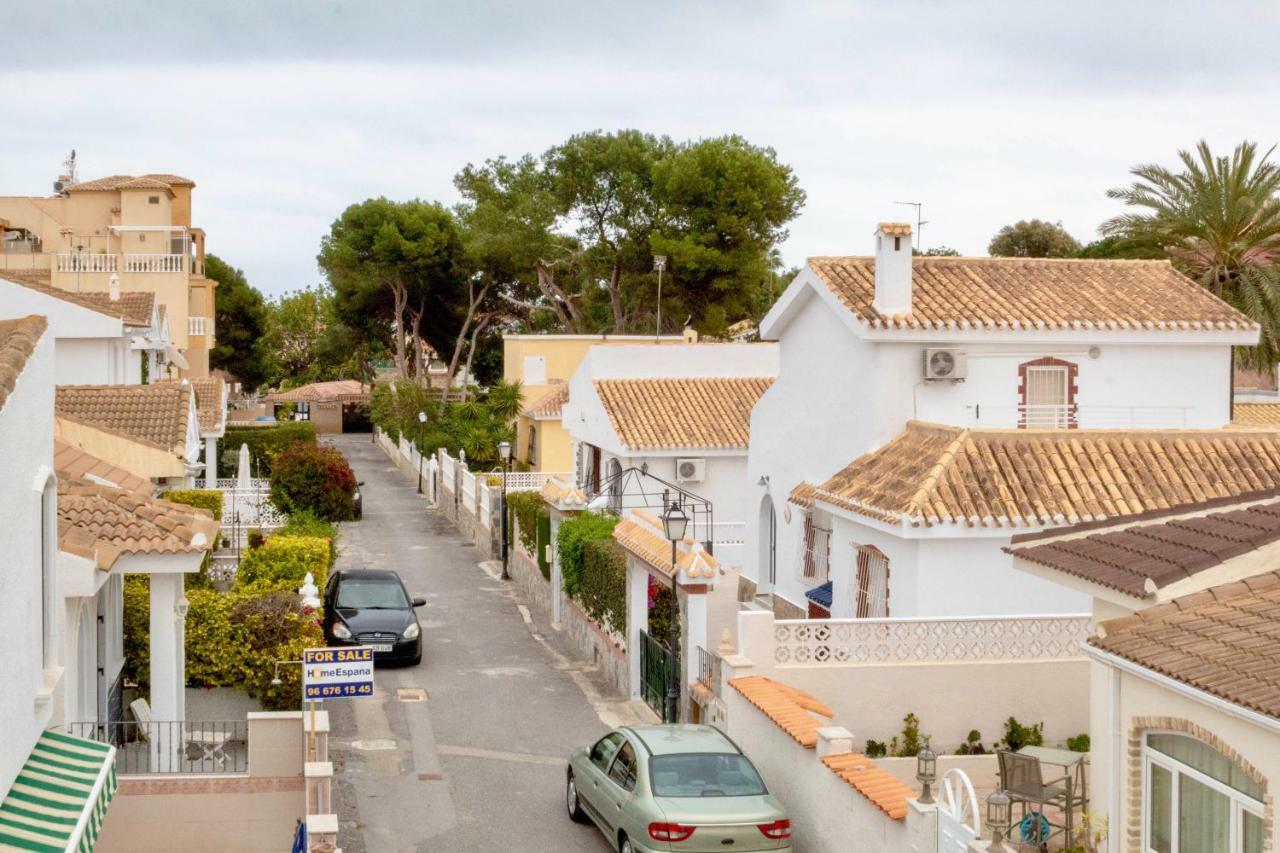 Dehesa de Campoamor  Luxury La Zenia Beach Apartment מראה חיצוני תמונה